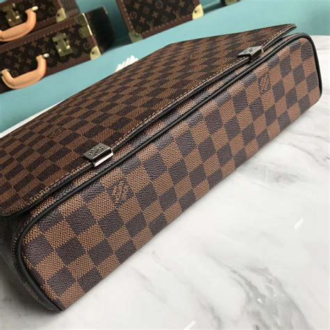 lv district mm review|Louis Vuitton District MM Unboxing .